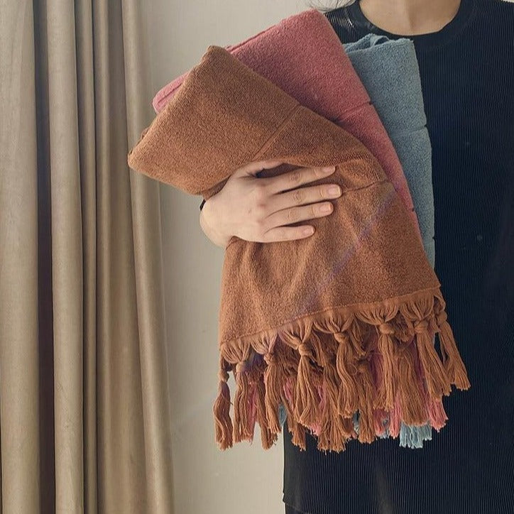 Hand-Knotted Towel Collection -Towel- Delicors