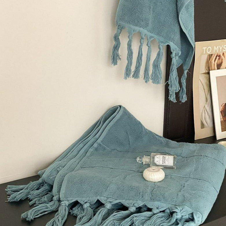 Hand-Knotted Towel Collection -Towel- Delicors
