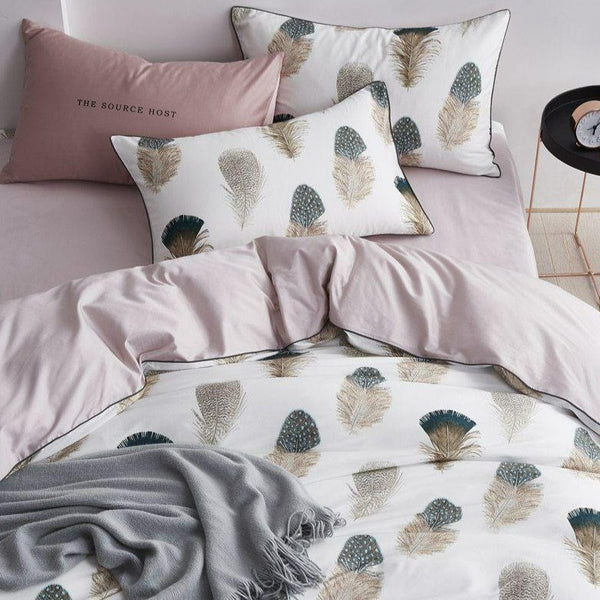 Native Feathers Bedding Set -- Delicors