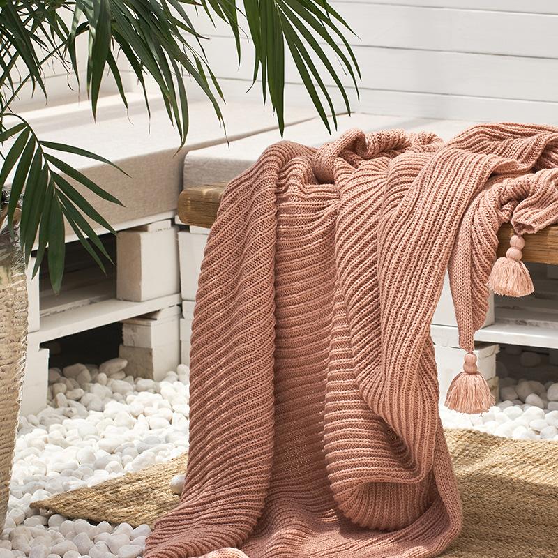 Pom Pom Blanket -Throw- Delicors