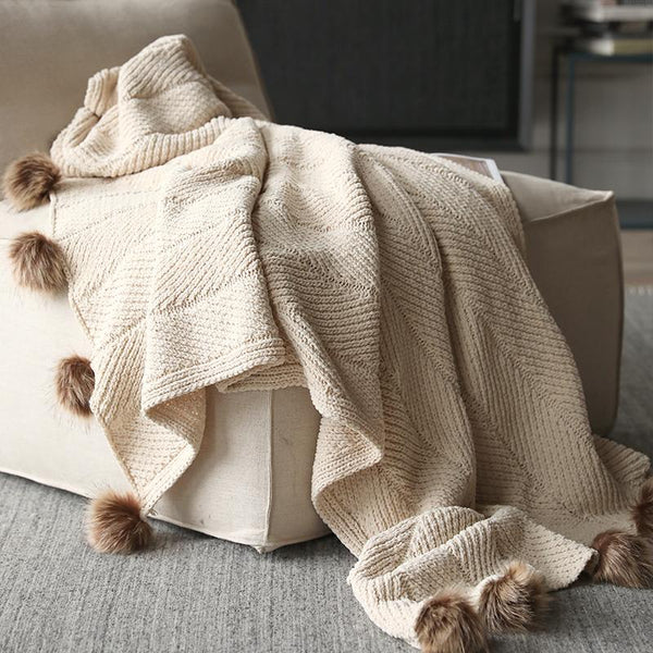 Pom Pom Fur Blanket -Throw- Delicors