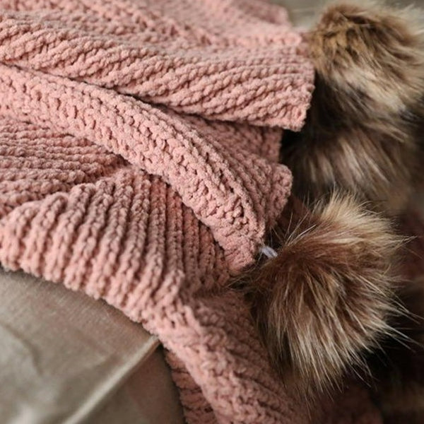 Pom Pom Fur Blanket -Throw- Delicors