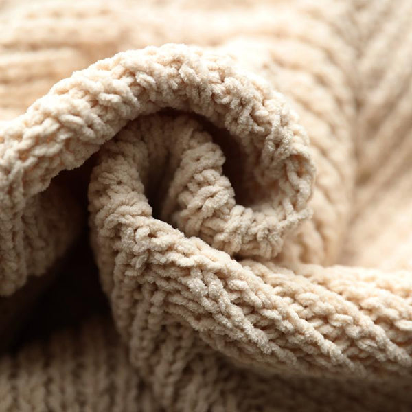 Pom Pom Fur Blanket -Throw- Delicors