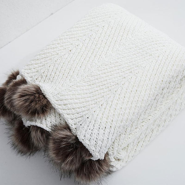 Pom Pom Fur Blanket -Throw- Delicors