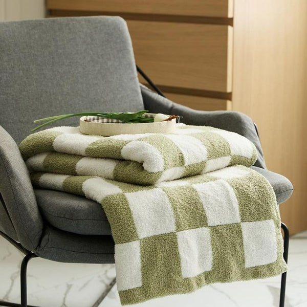 Retro Checkerboard Plus Blanket -Throw- Delicors