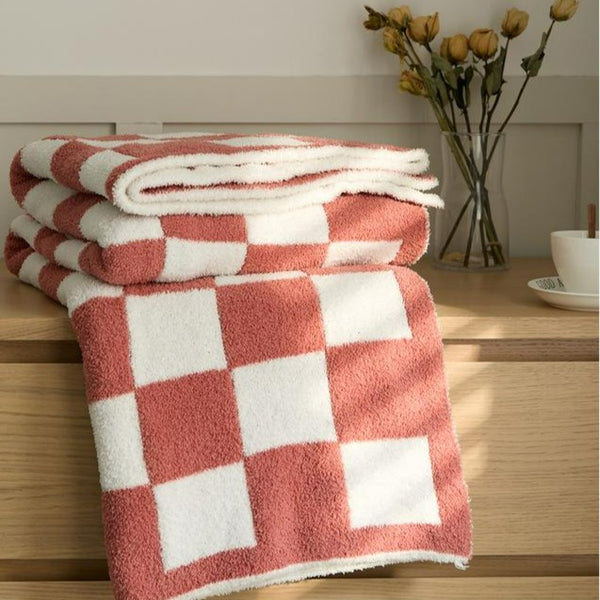 Retro Checkerboard Plus Blanket -Throw- Delicors