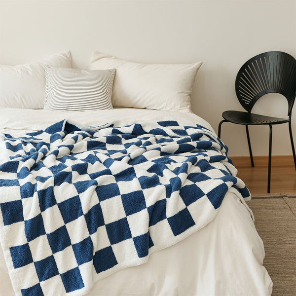 Retro Checkerboard Plus Blanket -Throw- Delicors