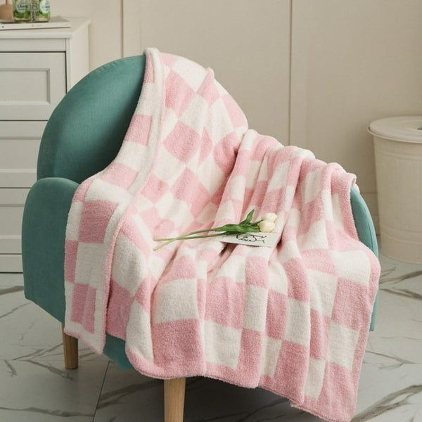 Retro Checkerboard Plus Blanket -Throw- Delicors