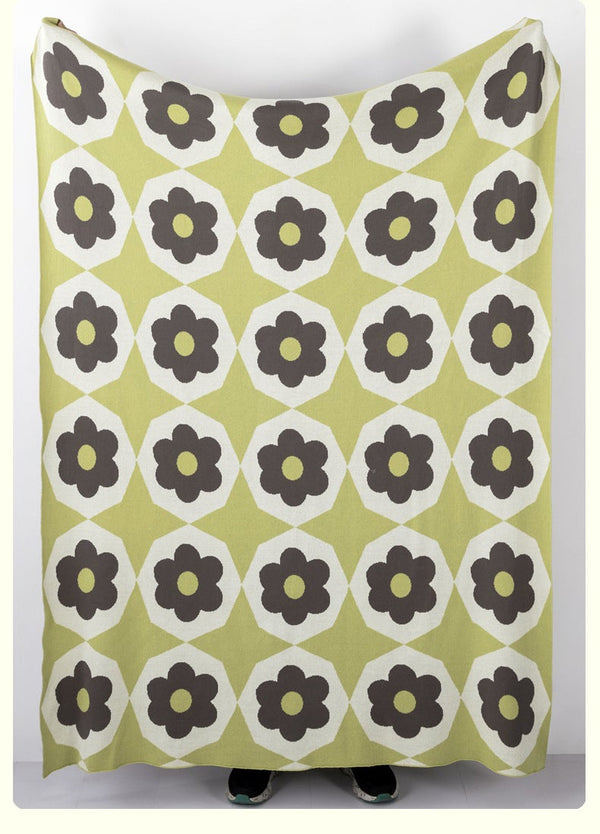 Retro Flower Blanket -Throw- Delicors