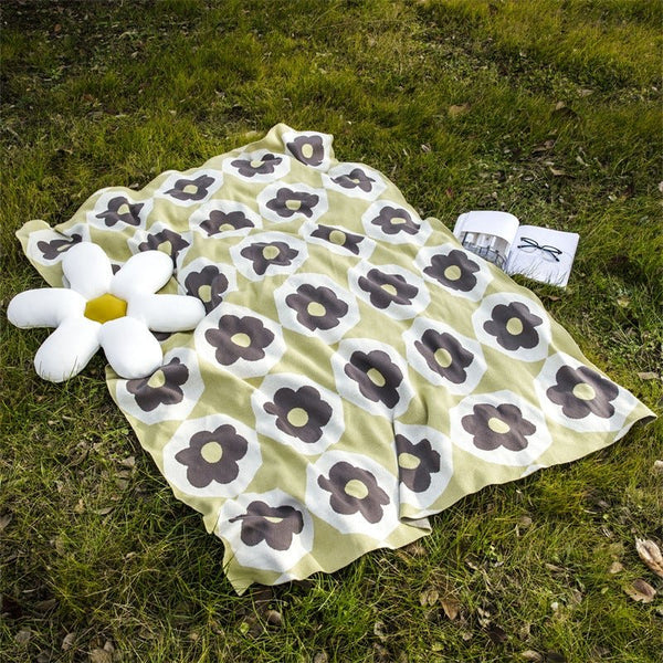 Retro Flower Blanket -Throw- Delicors