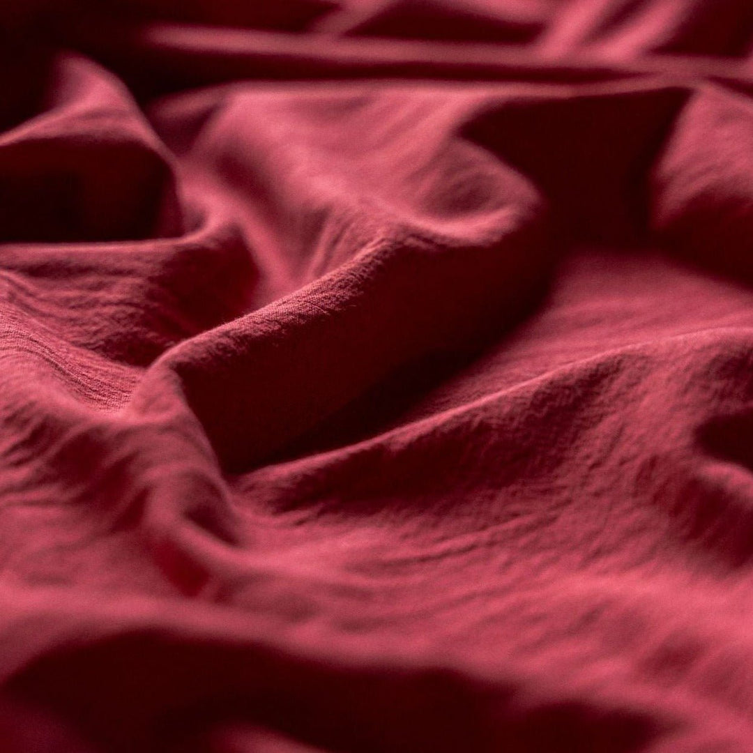 Royal Red Frill Table Cloth -- Delicors