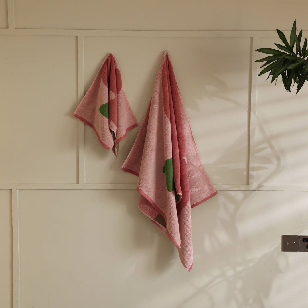 Simple Flower Towel Set -- Delicors