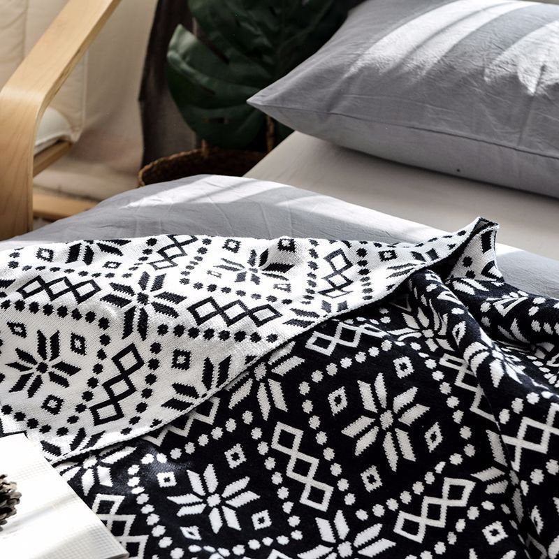 Snowflake Blanket -Throw- Delicors