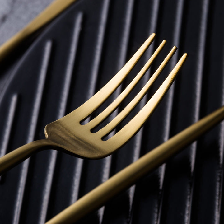 Stainless Steel Cutlery Set -- Delicors