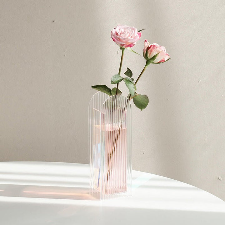 Transparent Wavy Acrylic Vase Collection -- Delicors