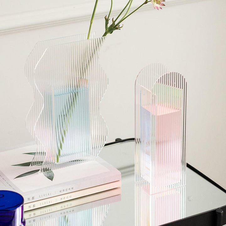 Transparent Wavy Acrylic Vase Collection -- Delicors