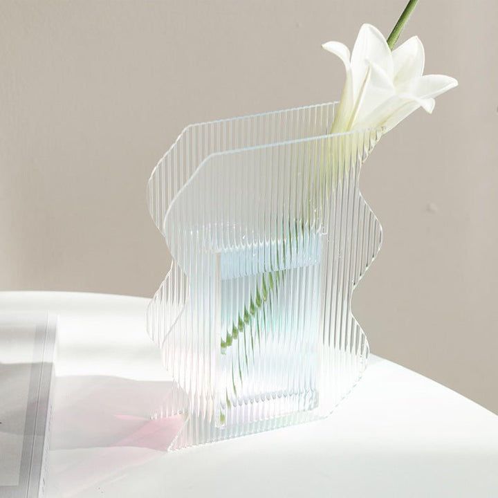 Transparent Wavy Acrylic Vase Collection -- Delicors