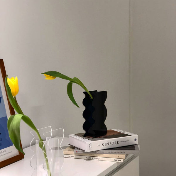 Wavy Acrylic Vase Collection -- Delicors