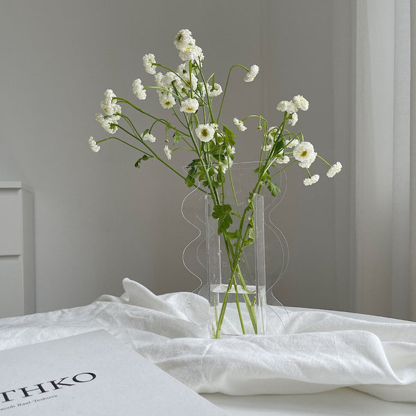Wavy Acrylic Vase Collection -- Delicors