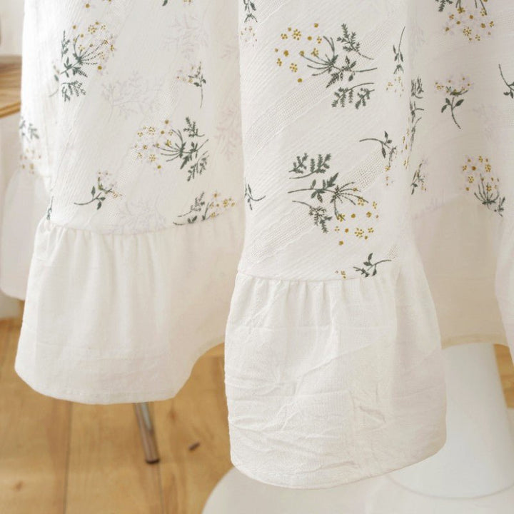 White Wildflower Tassel Table Cloth Collection -Table Cloth- Delicors