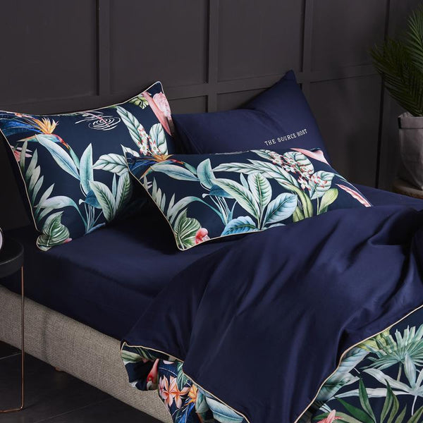 Wild Flamingo Bedding Set -- Delicors