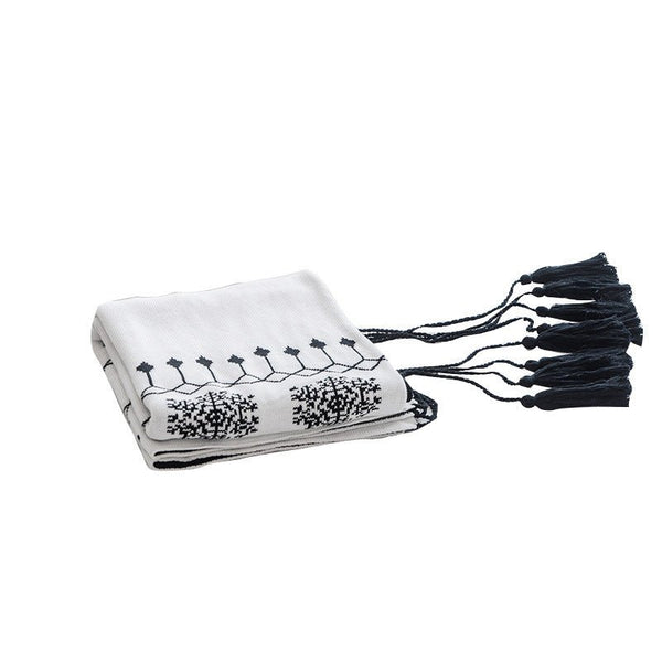 Winter Snow Blanket -- Delicors
