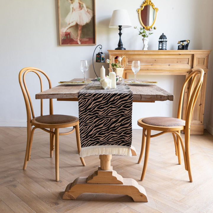 Zebra Frill Table Runner Collection -Table Runner- Delicors